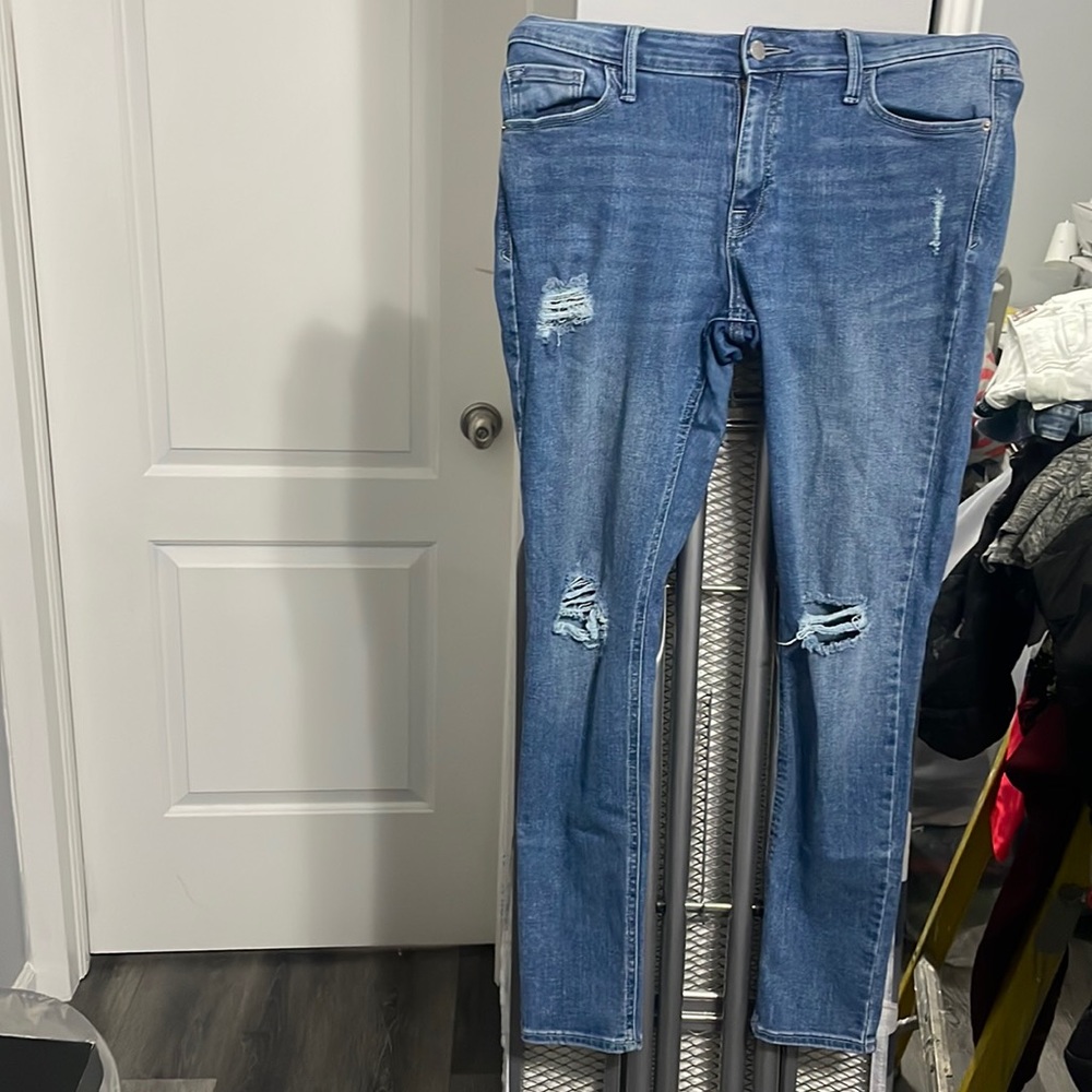 Old Navy Rockstar super skinny jeans